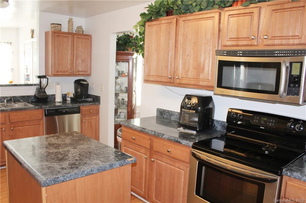 1919 Weddington Road Matthews, NC 28105 - Photo 6 of 16 Gallery Image 6