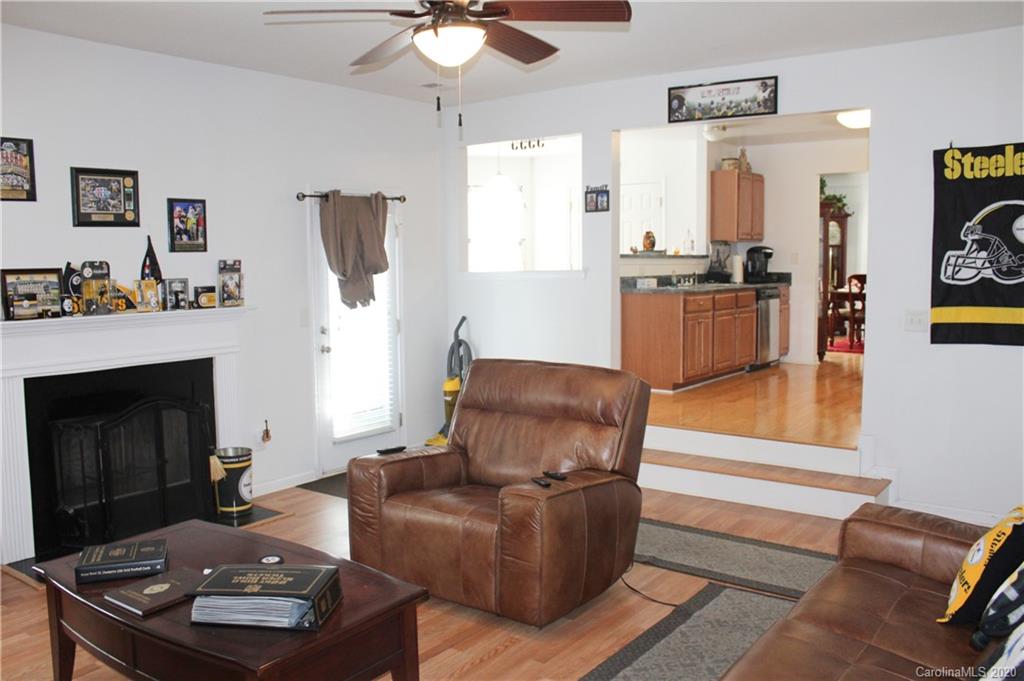 1919 Weddington Road Matthews, NC 28105 - Photo 7 of 16 Gallery Image 7