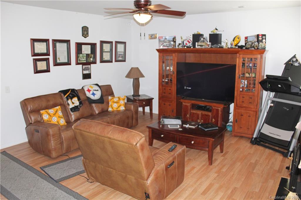 1919 Weddington Road Matthews, NC 28105 - Photo 8 of 16 Gallery Image 8