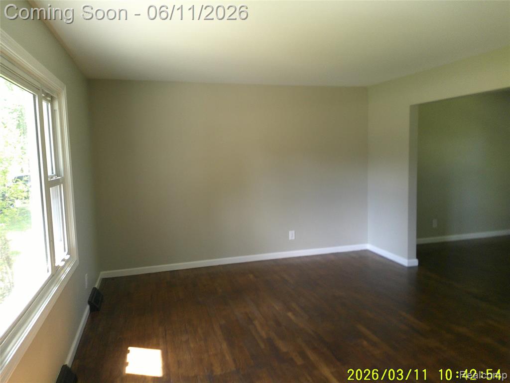 7470 Porter Road Grand Blanc, MI 48439 - Photo 7 of 22