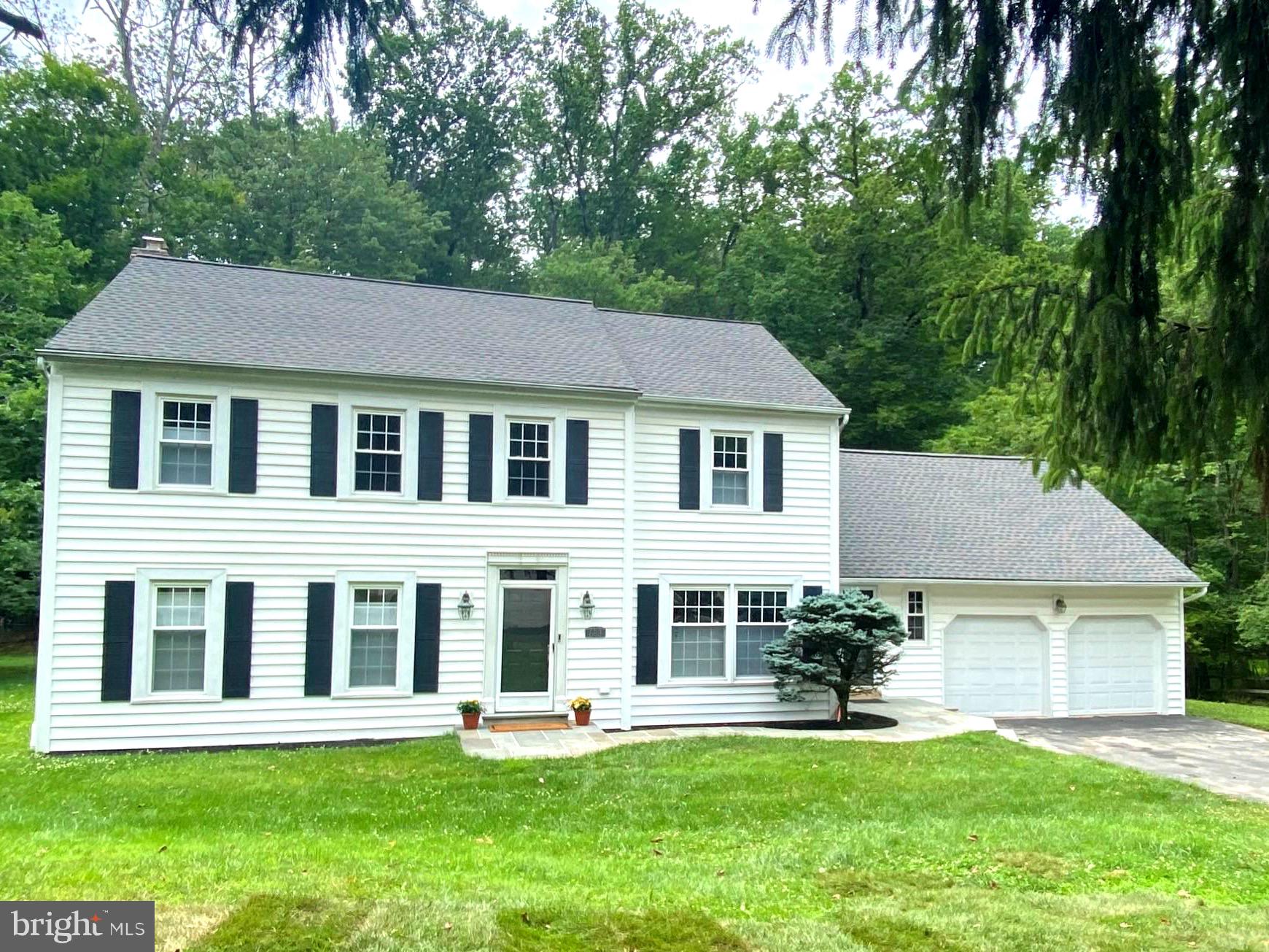 683 Hollow Road Wayne, PA 19087 - Photo 1 of 39