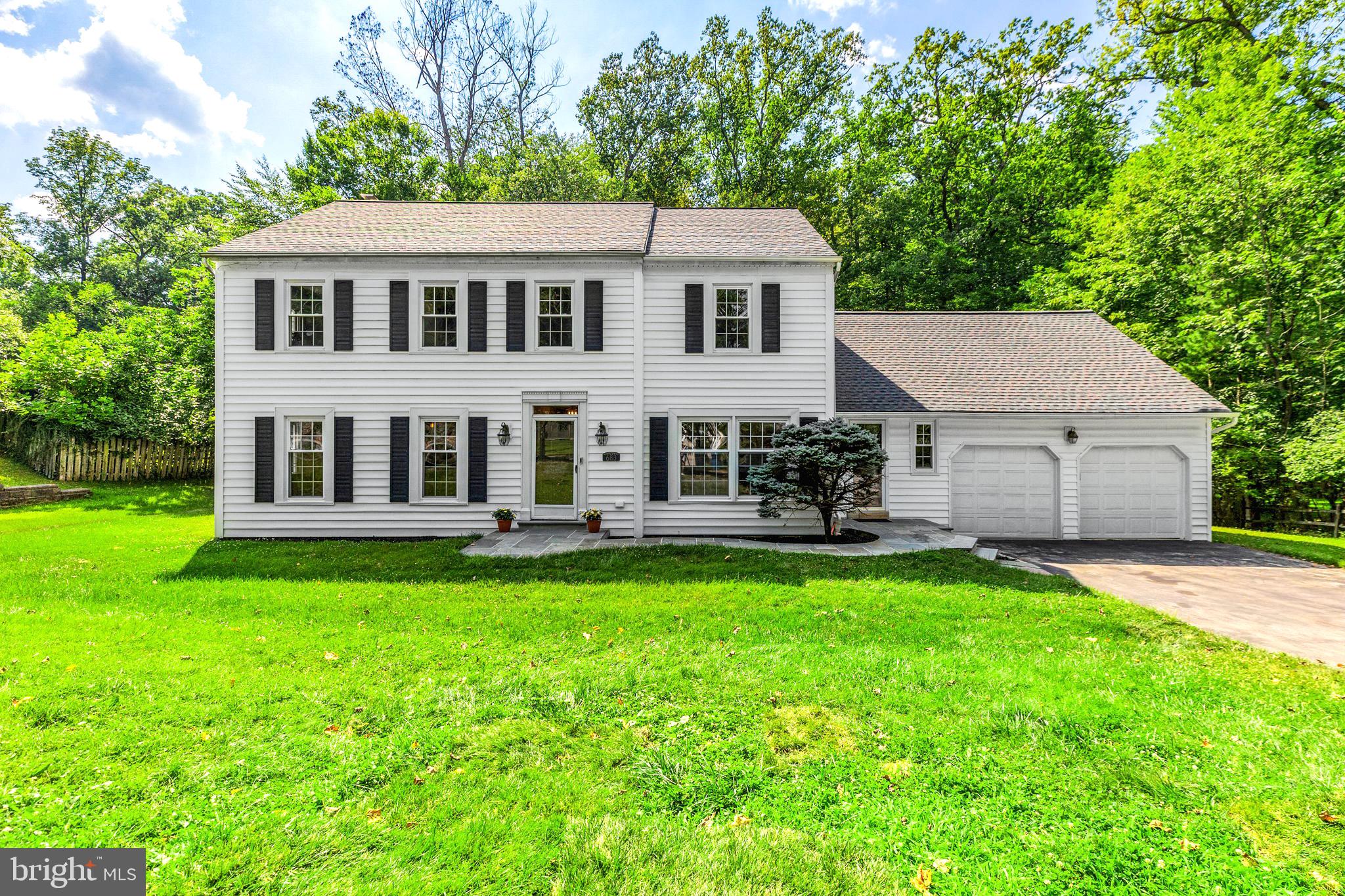 683 Hollow Road Wayne, PA 19087 - Photo 2 of 39