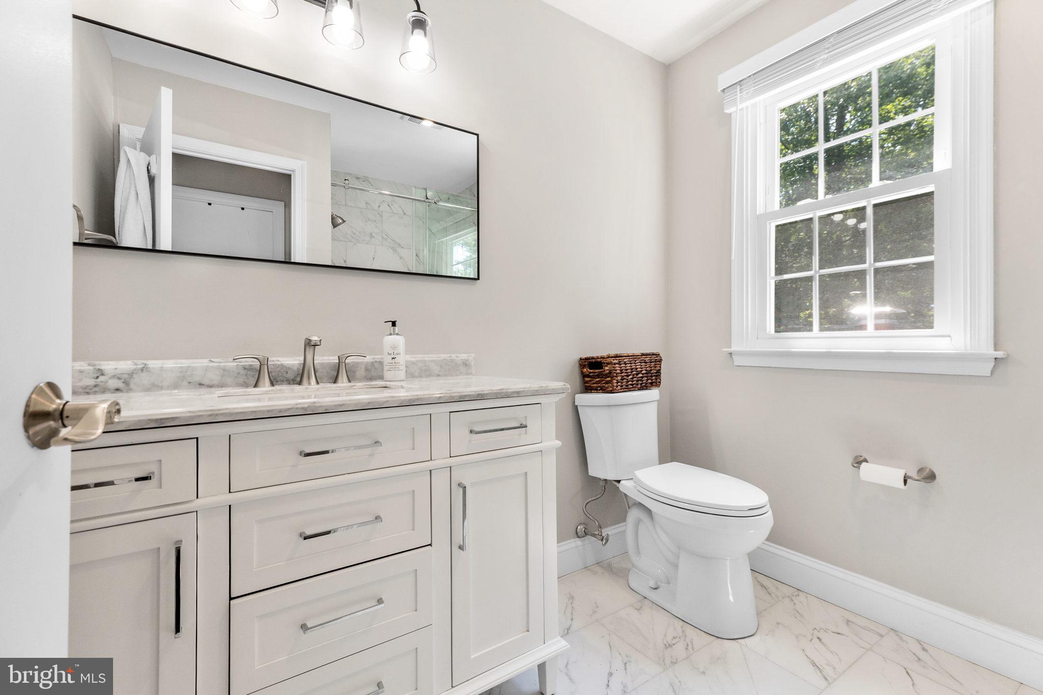 683 Hollow Road Wayne, PA 19087 - Photo 29 of 39 Primary Bathroom
