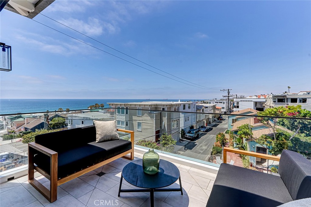 216 4th Street Manhattan Beach, CA 90266 - Photo 21 of 43