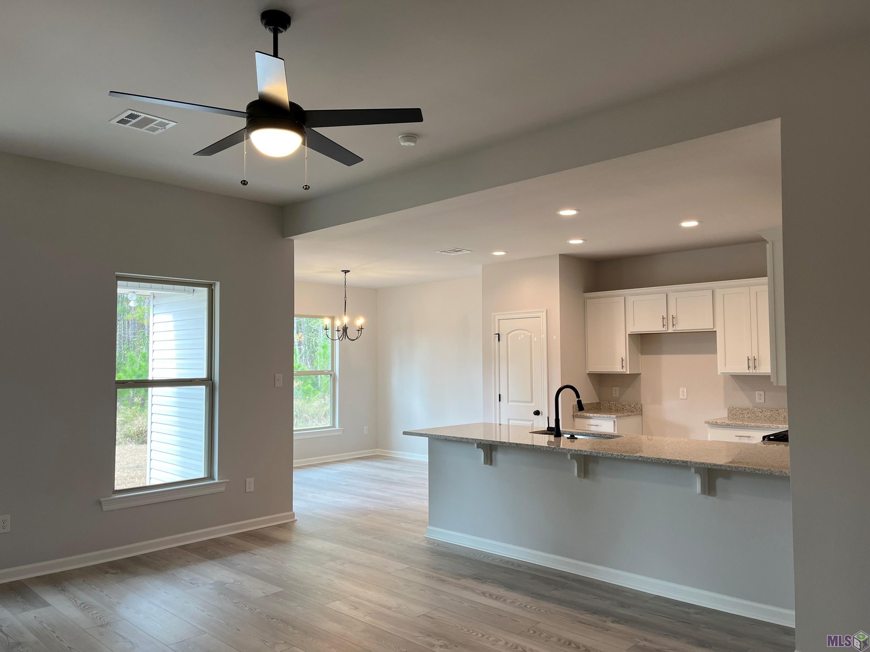 30780 Rowley Drive Lacombe, LA 70445 - Photo 3 of 12