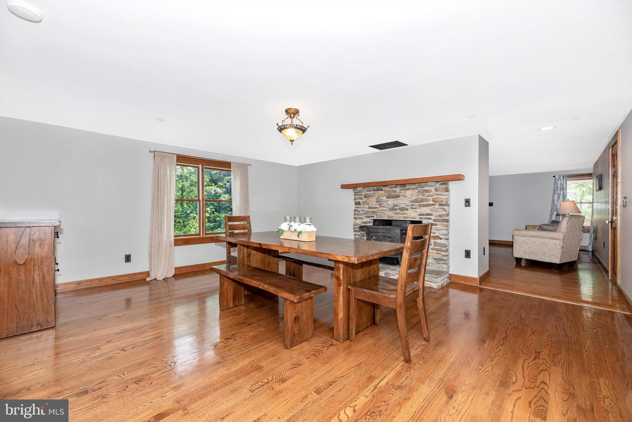 8342 Rocky Springs Road Frederick, MD 21702 - Photo 8 of 86