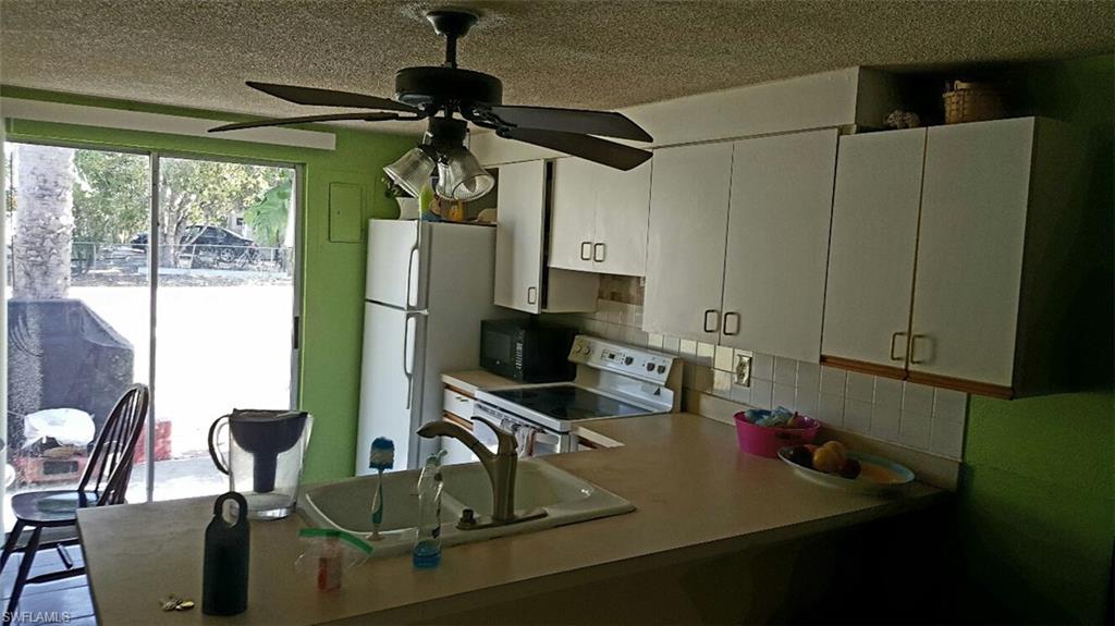 5248 Warren Street Naples, FL 34113 - Photo 5 of 8 Gallery Image 5