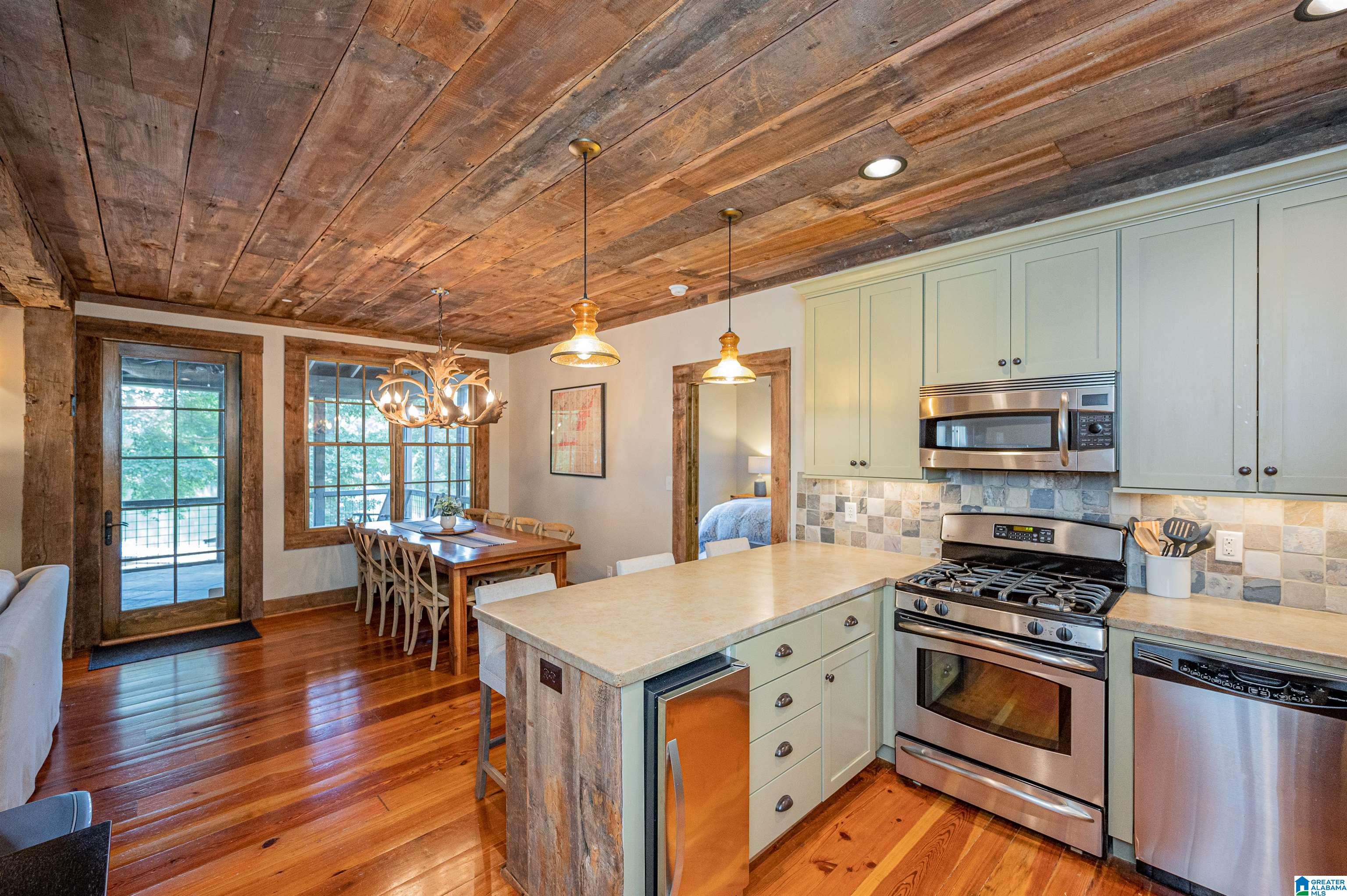 421 Pumpkin Hollow Road Sterrett, AL 35147 - Photo 11 of 49