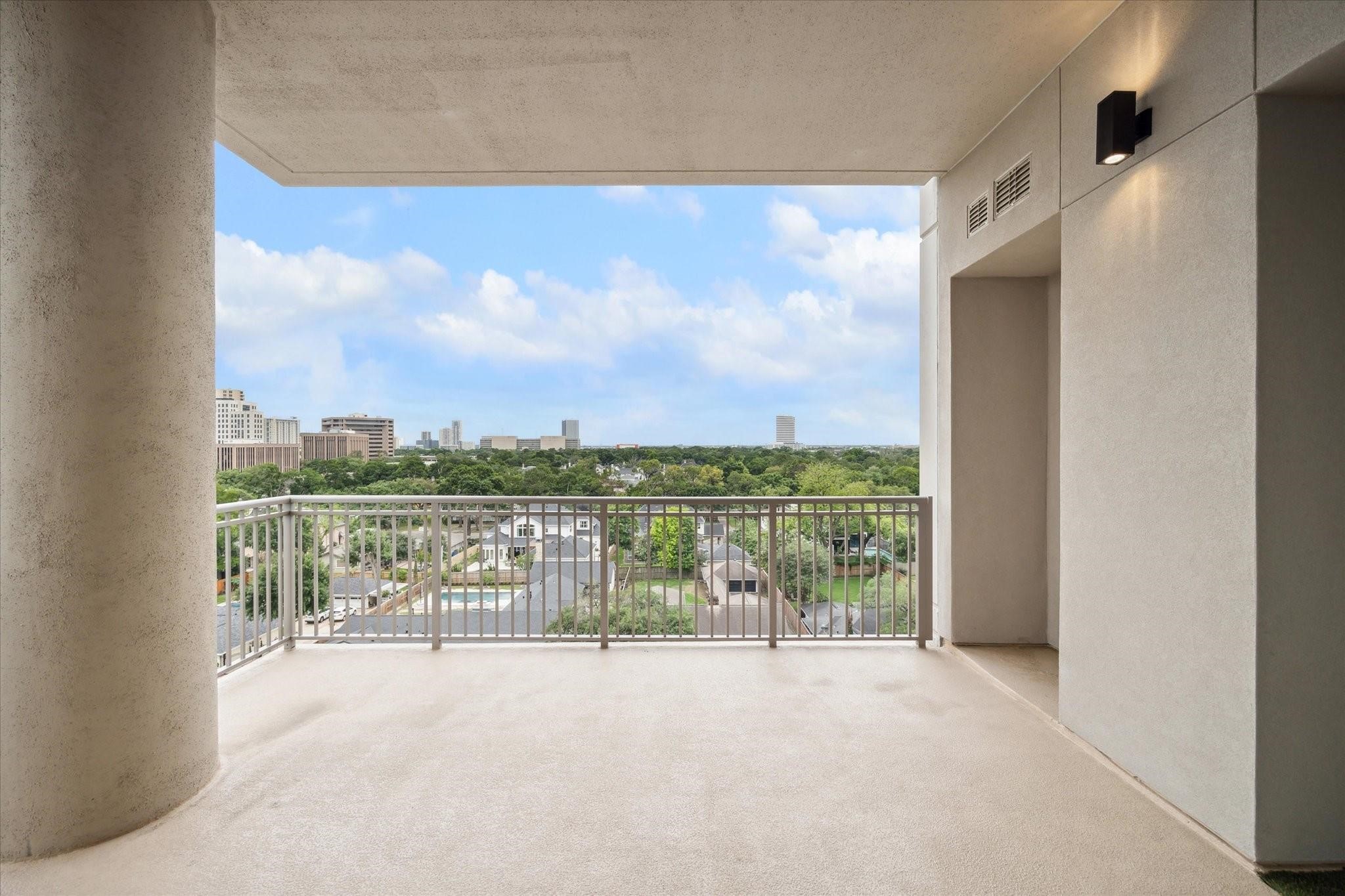 5656 San Felipe Street, Unit 601 Houston, TX 77056 - Photo 24 of 45 Alternate view of the balcony. Photos are of a similar unit with the same floor plan