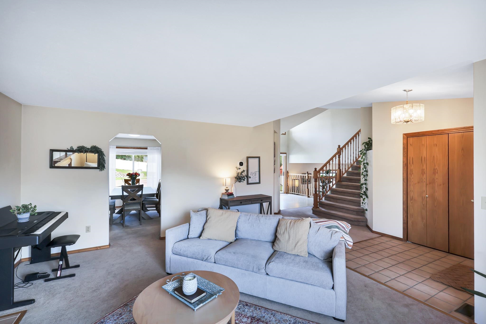 5115 East Lowe Road Mead, WA 99021 - Photo 5 of 50 Gallery Image 5