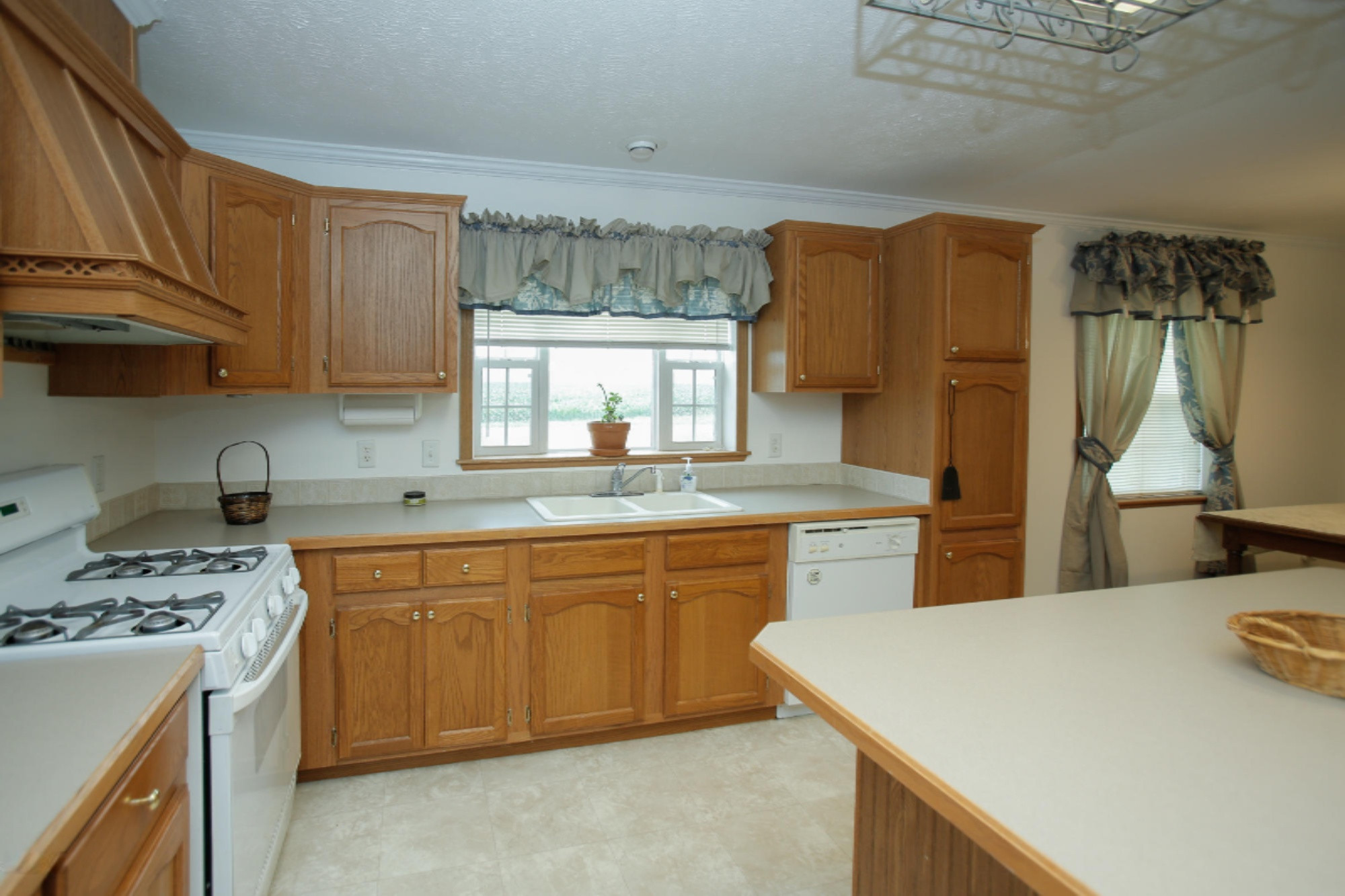 22790 Pinhook Road Mendon, MI 49072 - Photo 6 of 20 22790 pinhook-106