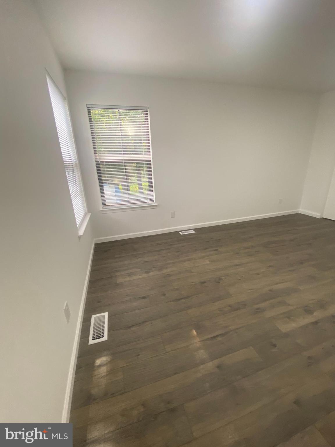 532 Cormorant Drive Voorhees, NJ 08043 - Photo 21 of 28 an empty room with windows