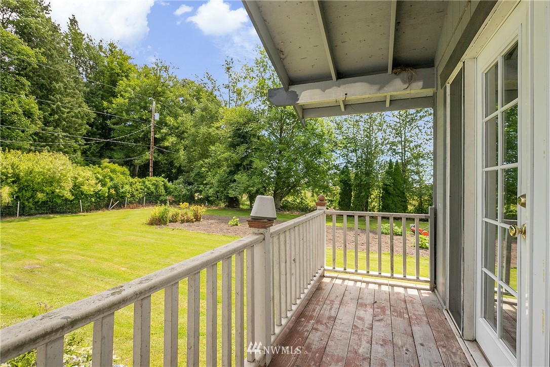 9191 Weidkamp Road Lynden, WA 98264 - Photo 17 of 33