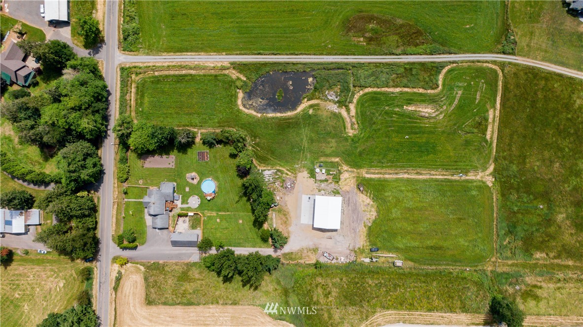 9191 Weidkamp Road Lynden, WA 98264 - Photo 24 of 33