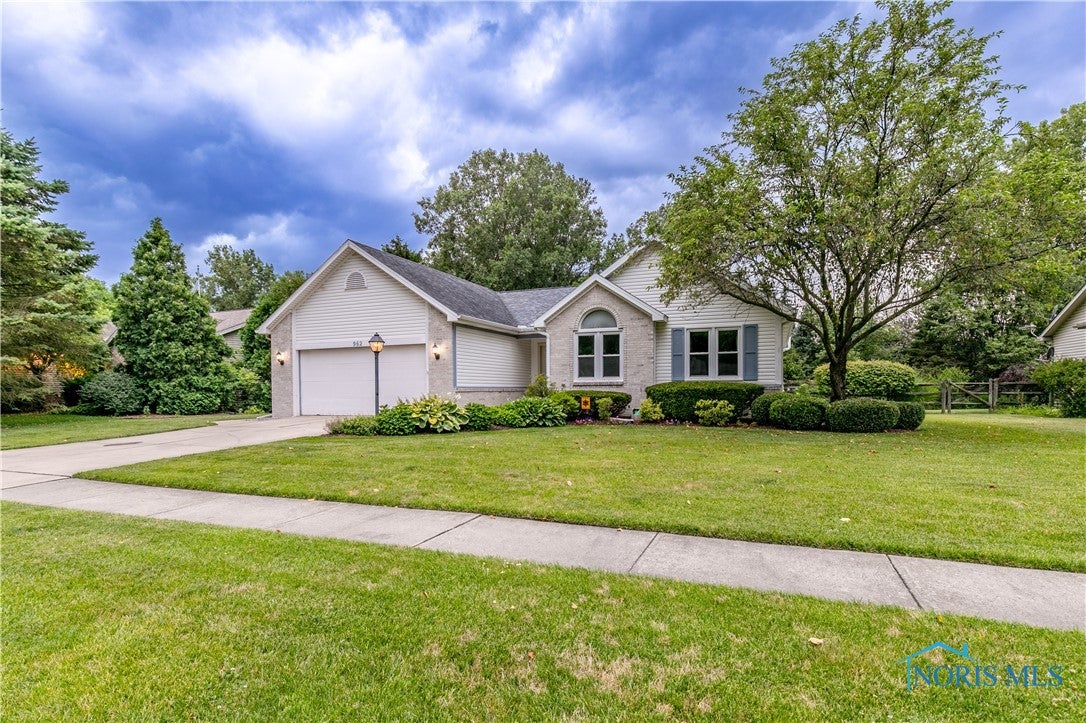 962 Kinder Road Toledo, OH 43615 - Photo 1 of 50 Gallery Image 1