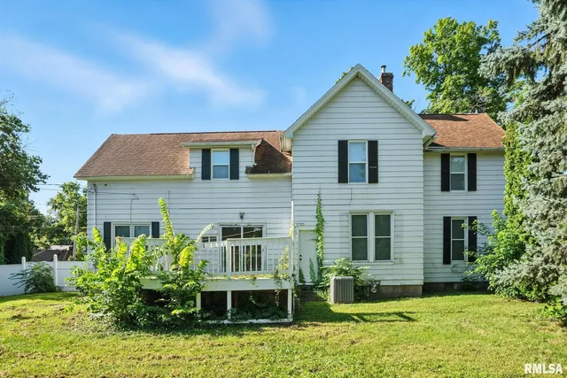 $150,000 | 320 16th Avenue North, Clinton, IA 52732