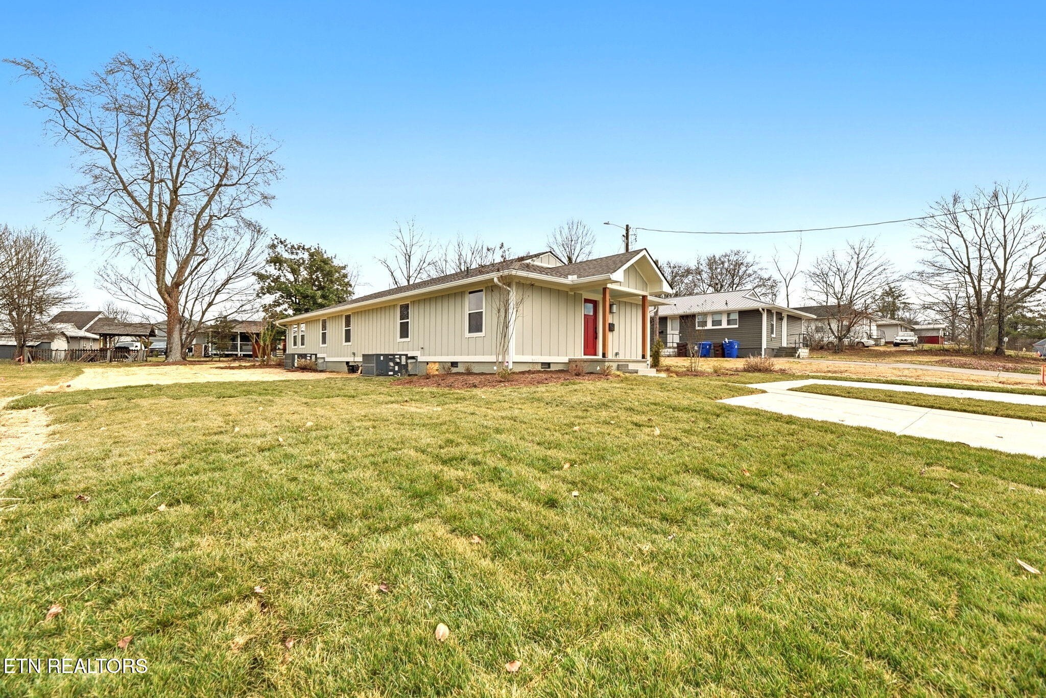 120 Marquette Road Oak Ridge, TN 37830 - Photo 3 of 37 Gallery Image 3