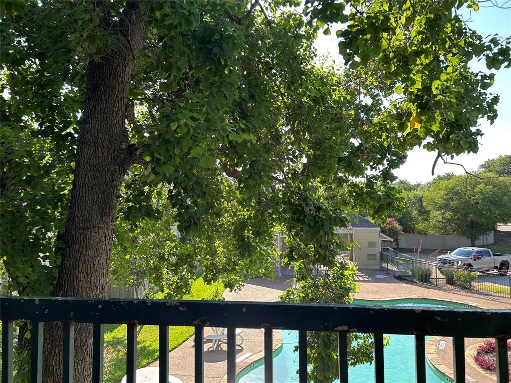 4107 Esters Road Irving, TX 75038 - Photo 5 of 21
