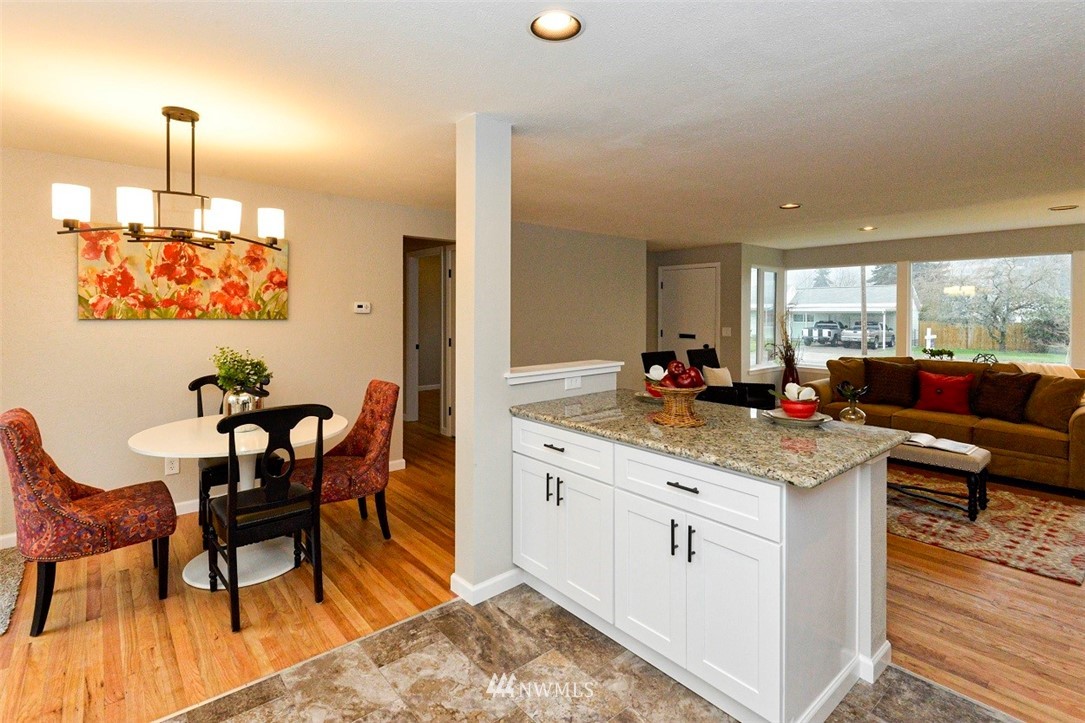 442 State Street Sumner, WA 98390 - Photo 8 of 24