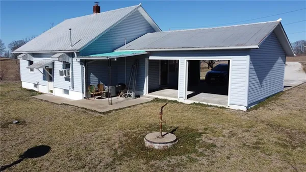 $885,000 | 8676 Appletree Road, Lexington, MO 64067