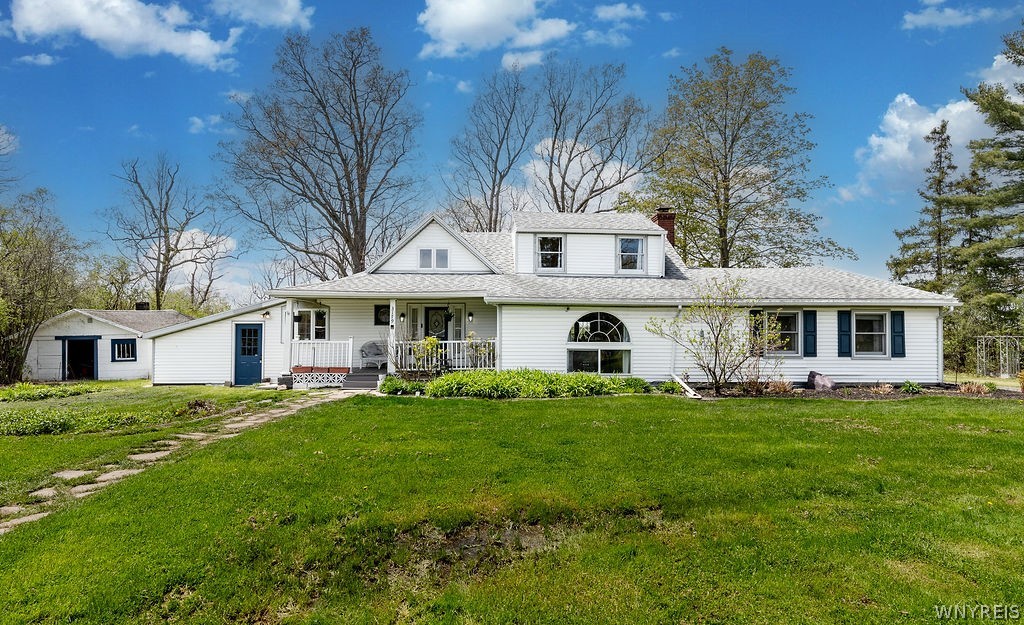 3179 West River Road Grand Island, NY 14072 - Photo 1 of 50