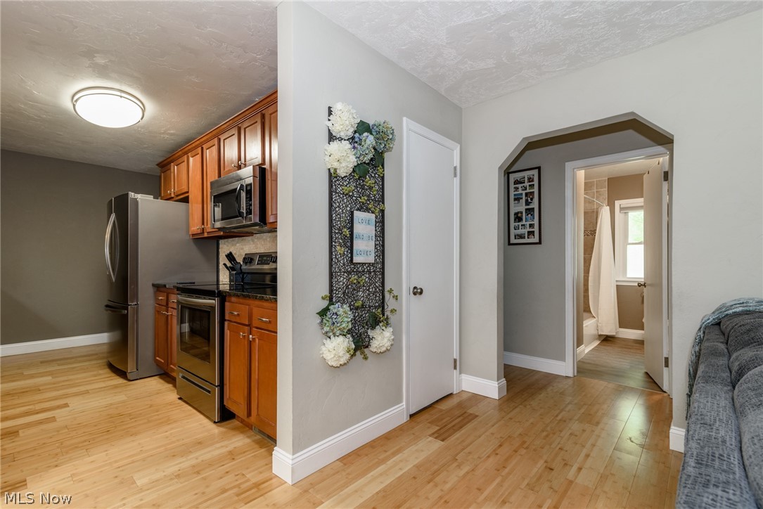 1443 Raleigh Boulevard Akron, OH 44321 - Photo 5 of 29 Gallery Image 5