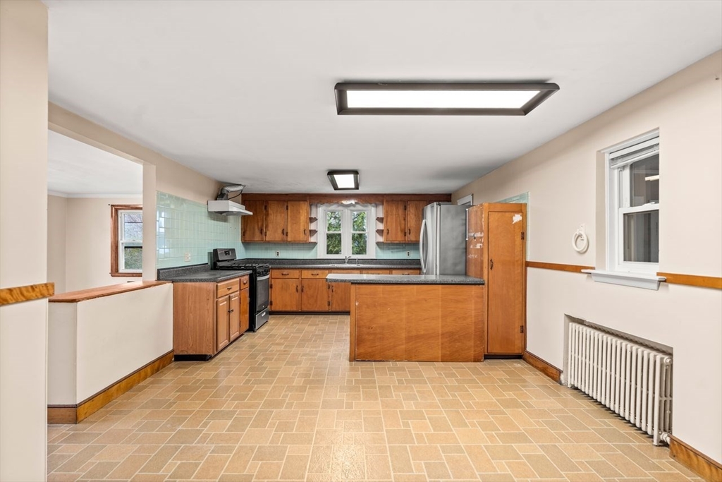 380 Cross Street Winchester, MA 01890 - Photo 15 of 41