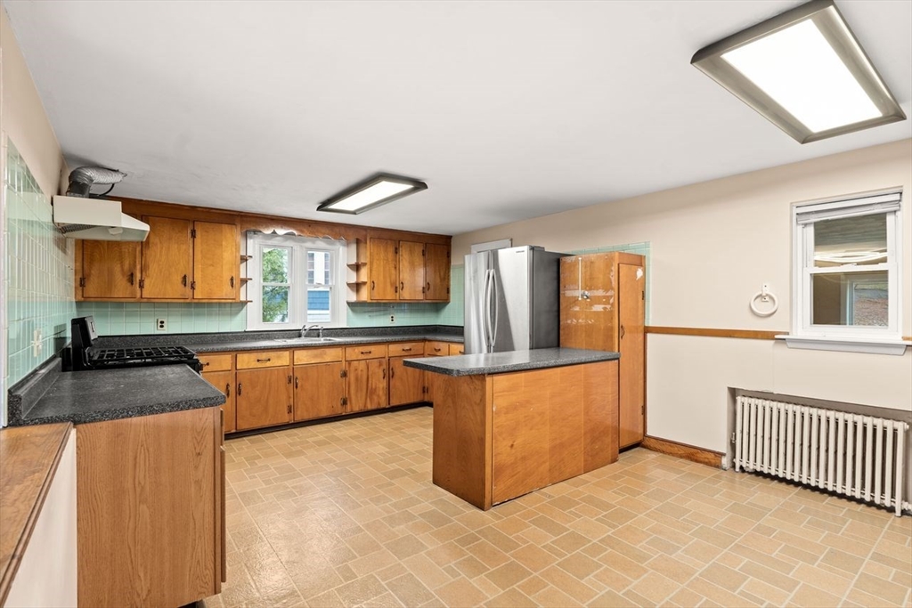 380 Cross Street Winchester, MA 01890 - Photo 16 of 41