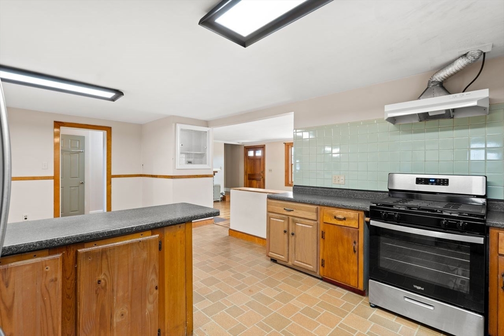 380 Cross Street Winchester, MA 01890 - Photo 17 of 41