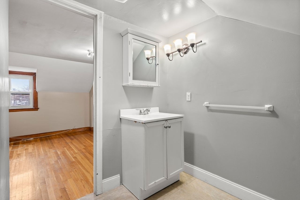 380 Cross Street Winchester, MA 01890 - Photo 34 of 41
