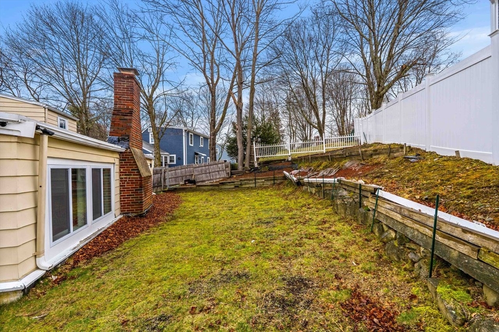 380 Cross Street Winchester, MA 01890 - Photo 7 of 41