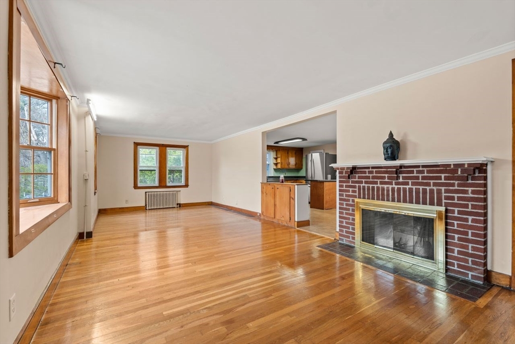 380 Cross Street Winchester, MA 01890 - Photo 9 of 41