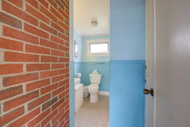 $296,000 | 173 Kalers Corner Street, Waldoboro, ME 04572