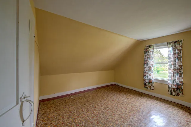 $296,000 | 173 Kalers Corner Street, Waldoboro, ME 04572