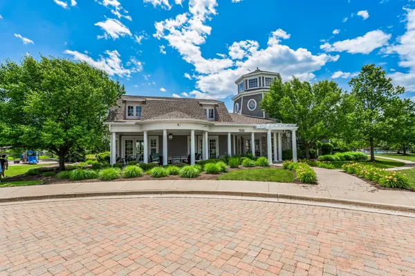$2,750 | 605 Brook Court, Oswego, IL 60543