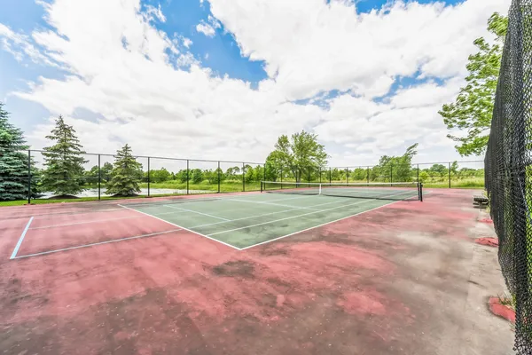 $2,750 | 605 Brook Court, Oswego, IL 60543