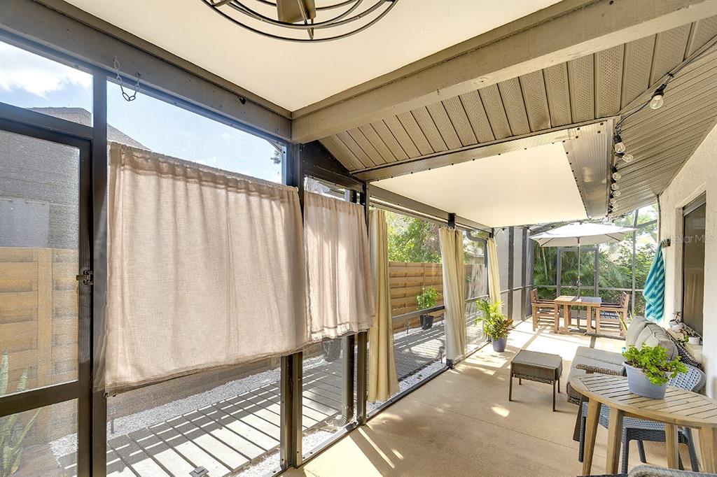 2224 Eugene Street Sarasota, FL 34231 - Photo 24 of 45 a living room with furniture