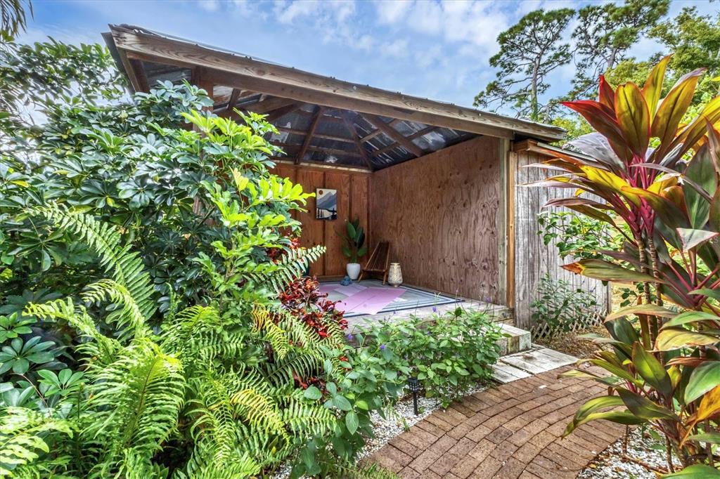 2224 Eugene Street Sarasota, FL 34231 - Photo 34 of 45 a view of a backyard