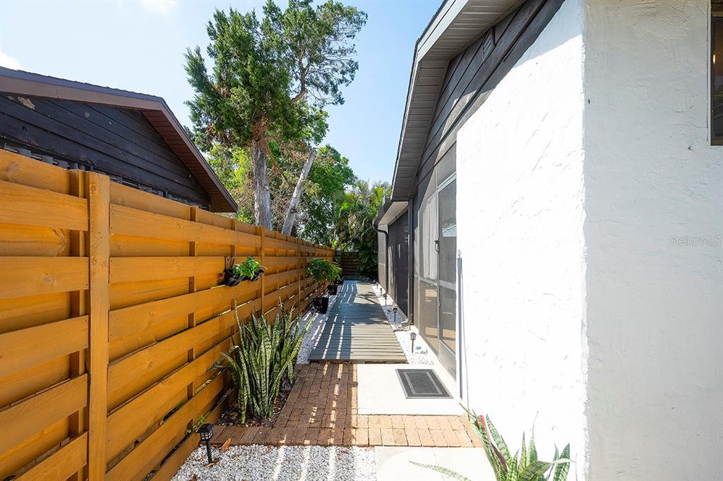 2224 Eugene Street Sarasota, FL 34231 - Photo 38 of 45 a view of a pathway of a house