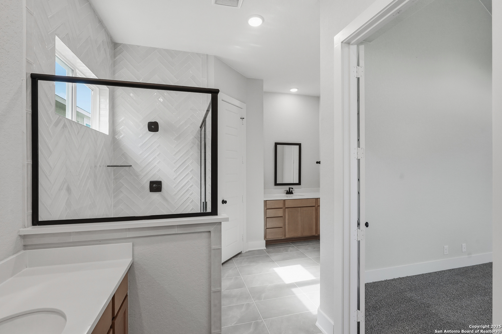 233 Sasparilla Boerne, TX 78006 - Photo 26 of 60 a view of cabinets