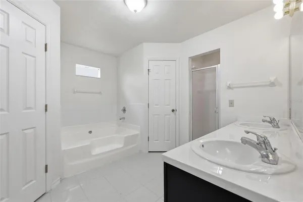 $285,000 | 25103 Northwest 8th Avenue, Newberry, FL 32669