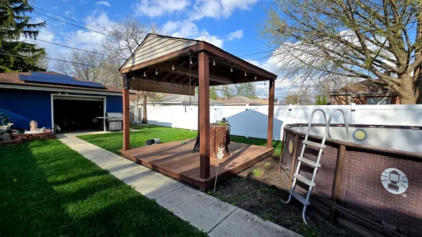 $330,000 | 3352 West 84th Street, Chicago, IL 60652