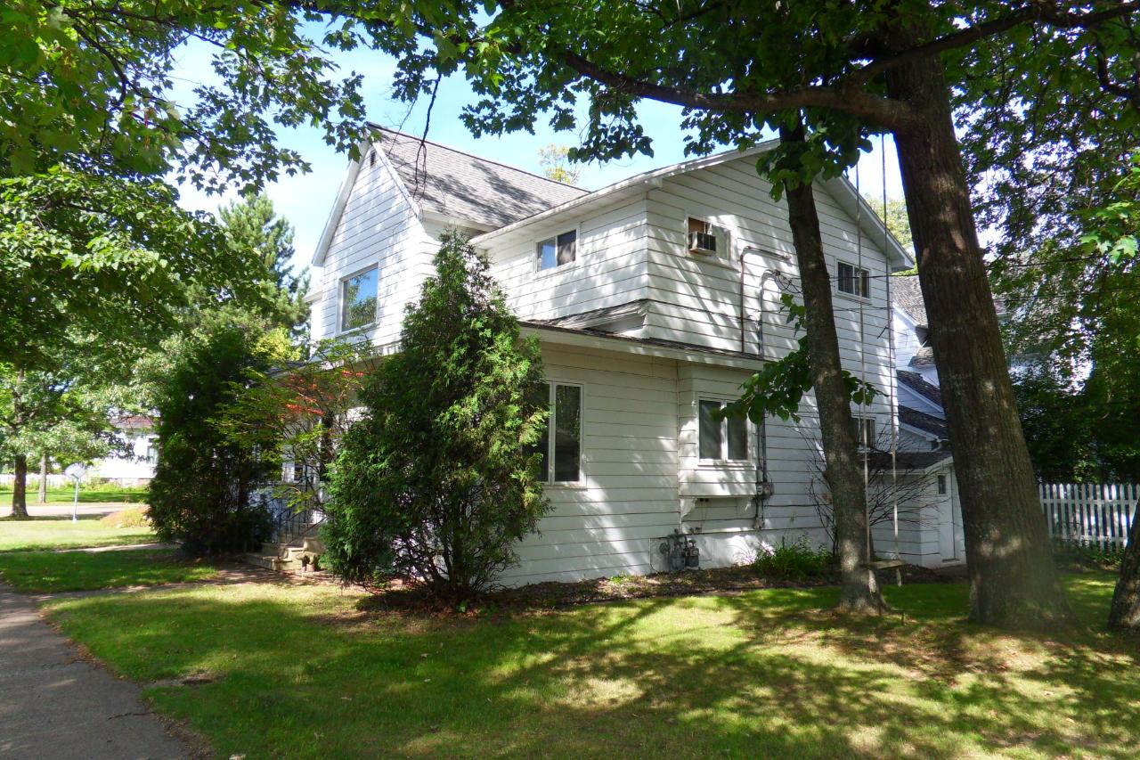 207 South Oneida Avenue Rhinelander, WI 54501 - Photo 18 of 21 Gallery Image 18