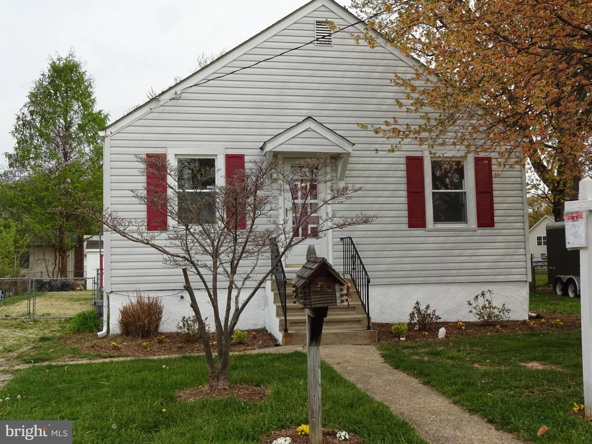 958 Martin Road Baltimore, MD 21221 - Photo 2 of 19 3 Bedrooms 2 Full Baths, New Kitchen w/ Granite