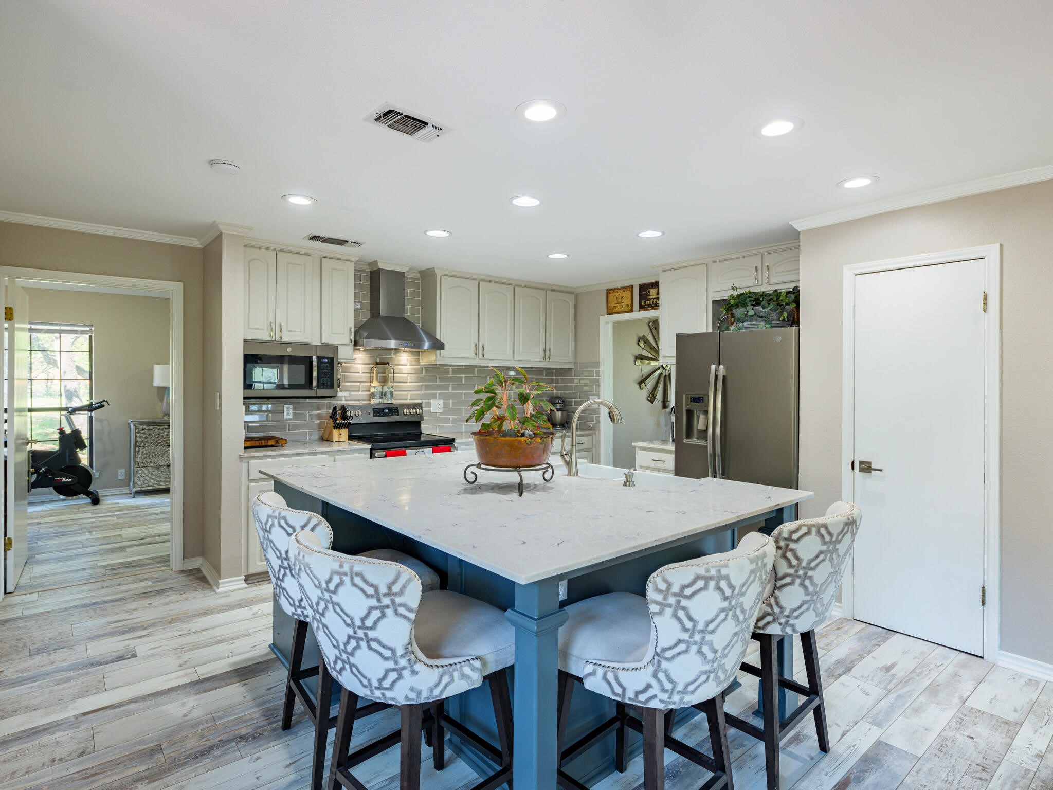 13750 High Sierra Road Austin, TX 78737 - Photo 6 of 30