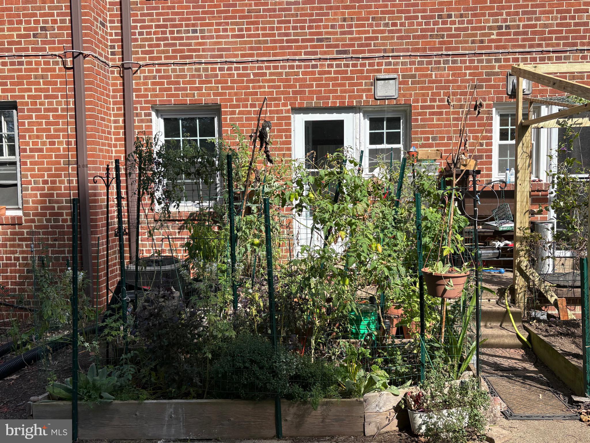 1742 East-West Highway, Unit 1742 Silver Spring, MD 20910 - Photo 3 of 12