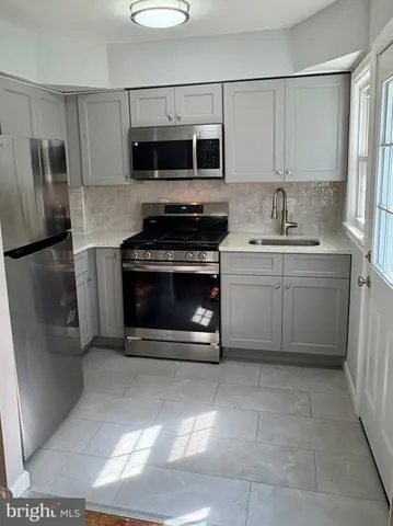 $2,200 | 1742 East-West Highway, Unit 1742, Silver Spring, MD 20910