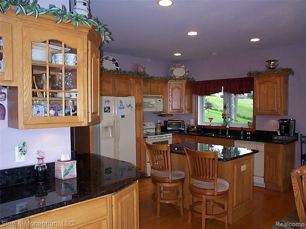 1451 River Road St. Clair, MI 48079 - Photo 3 of 70 3 KITCHEN 1451 RIVER RD.JPG