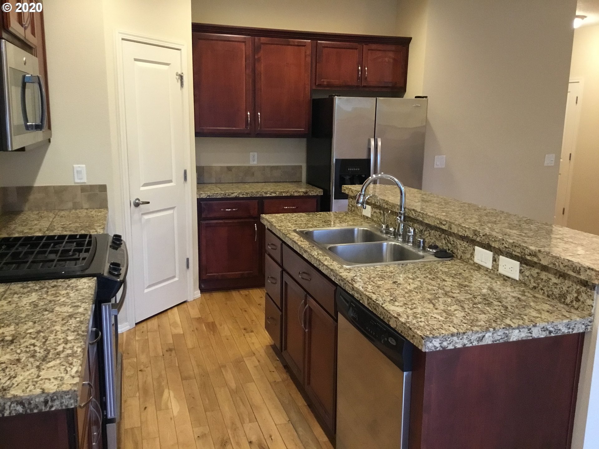 19406 Southeast 13th Way Camas, WA 98607 - Photo 12 of 23 Gallery Image 12