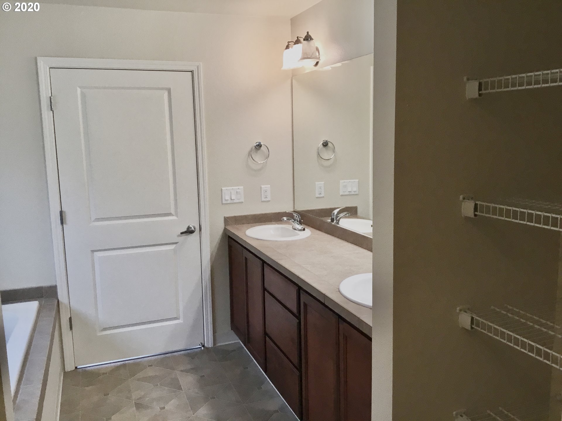 19406 Southeast 13th Way Camas, WA 98607 - Photo 18 of 23 Gallery Image 18